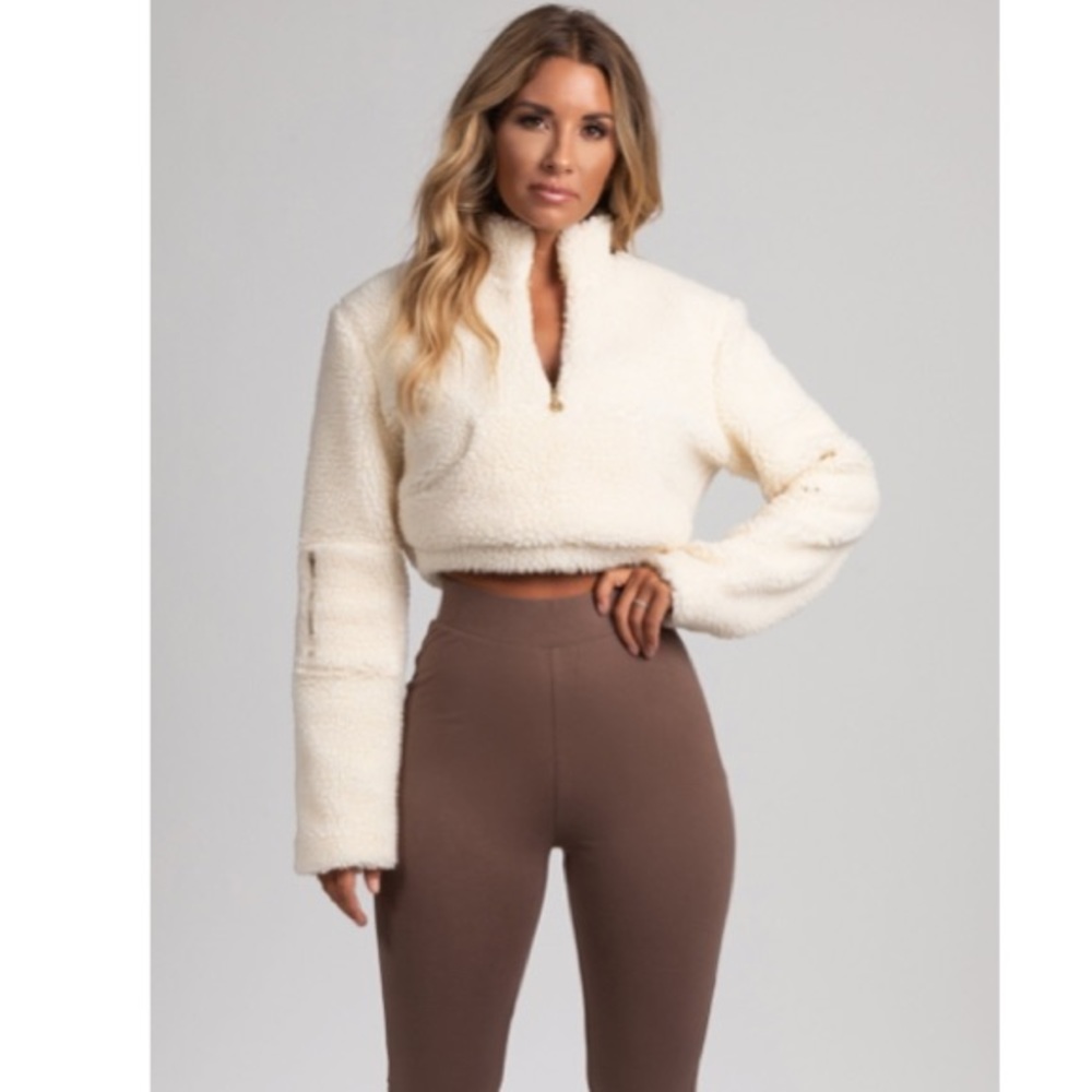 Meshki Renee borg Sherpa crop pullover NWT